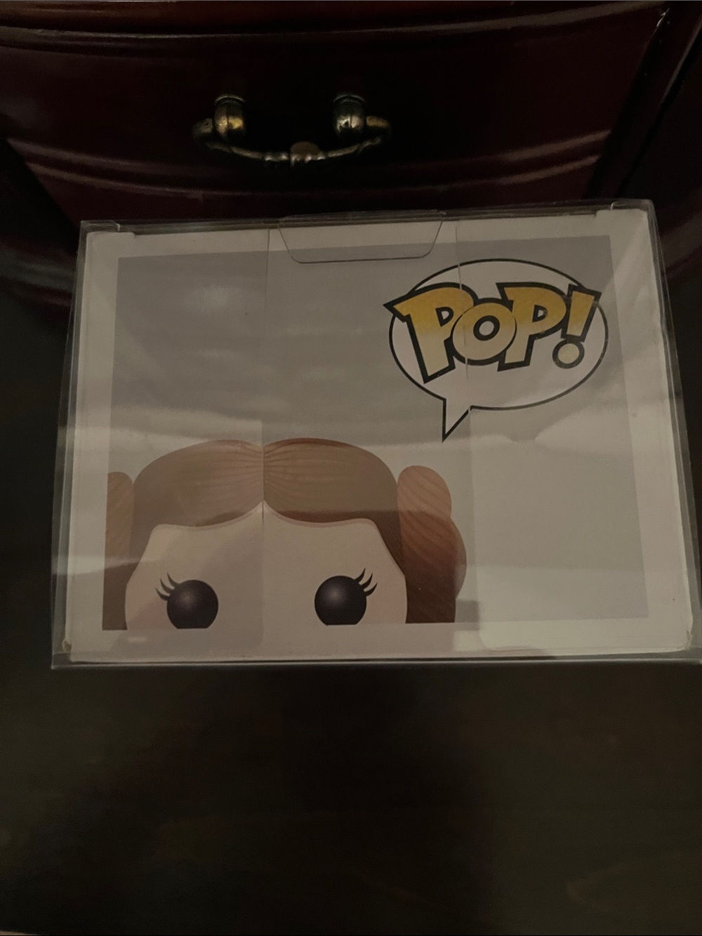 Funko Pop! Star Wars Princess Leia Vinyl Bobble-Head - White & Brown - Picture 2 of 6